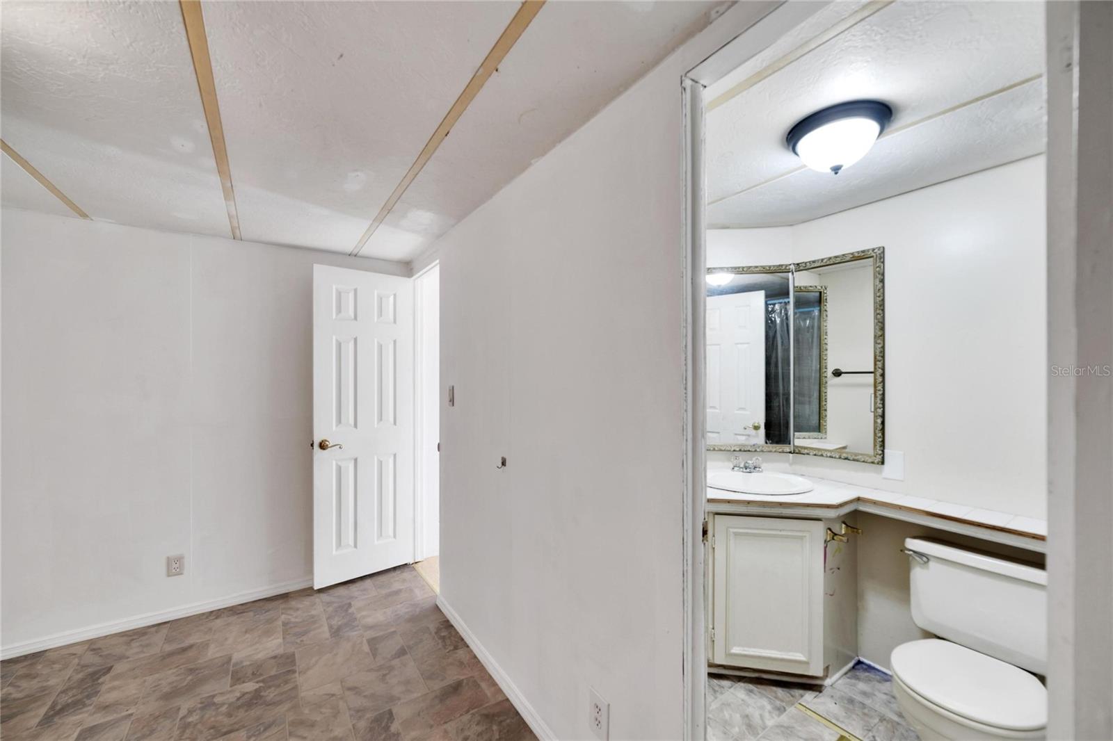 UNPLATTED - Residential