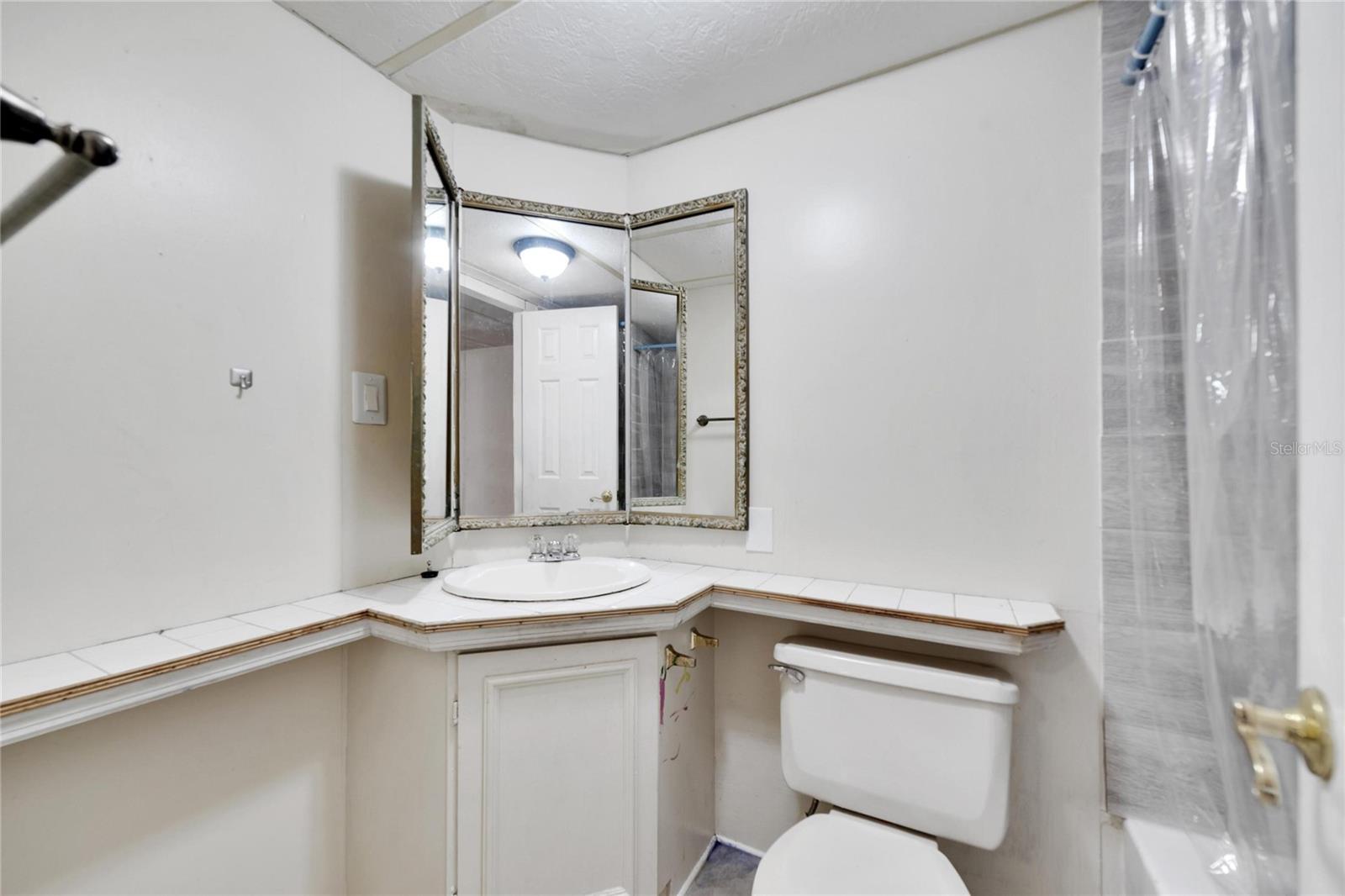 UNPLATTED - Residential