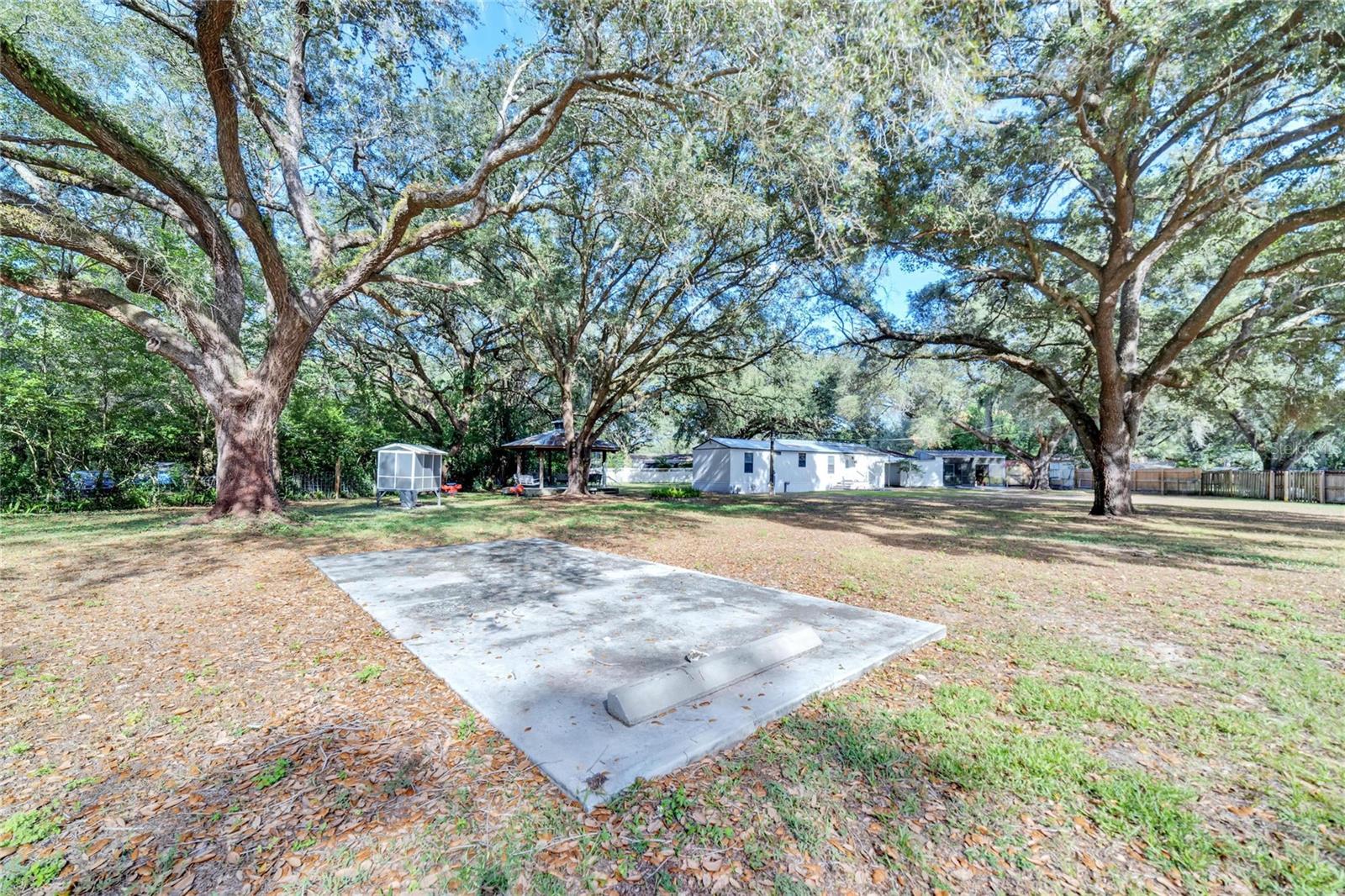 UNPLATTED - Residential