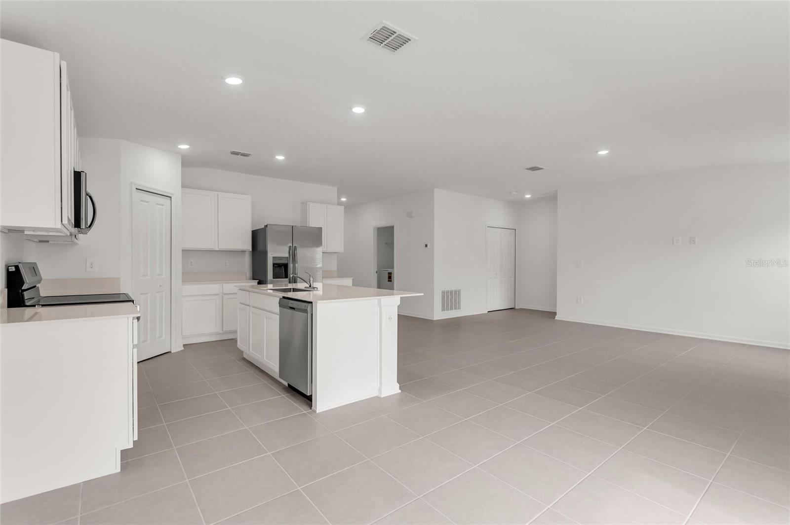 PROVIDENCE GARDEN HILLS 50S - Residential Lease