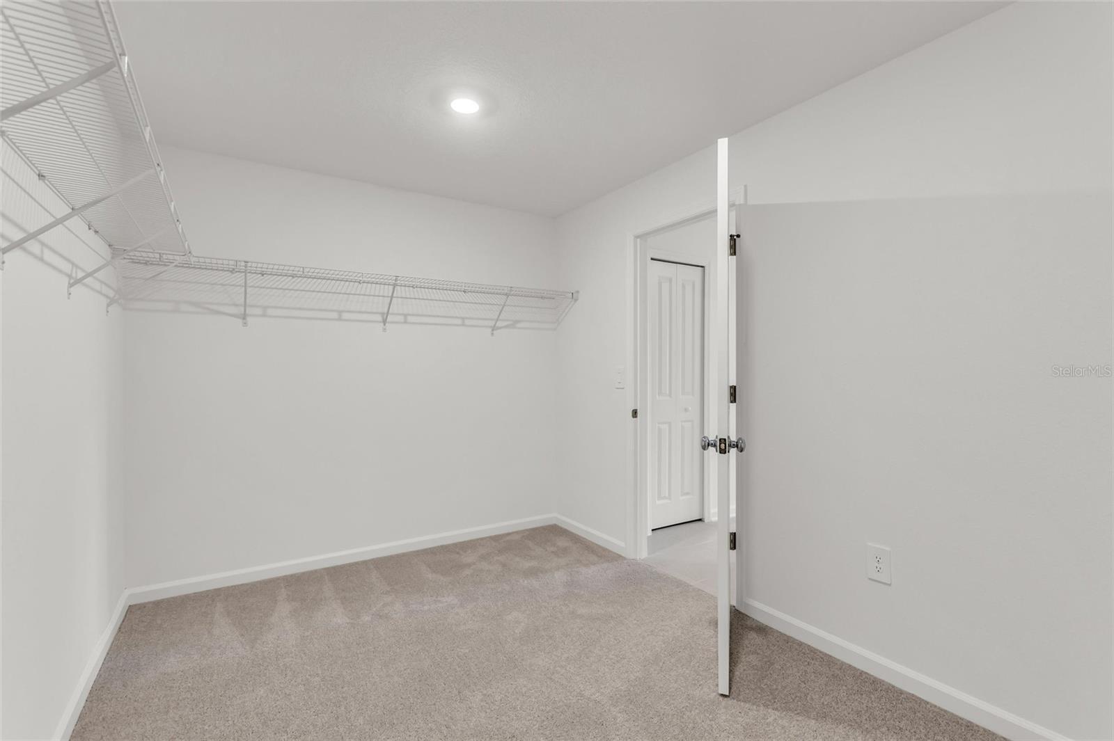 PROVIDENCE GARDEN HILLS 50S - Residential Lease