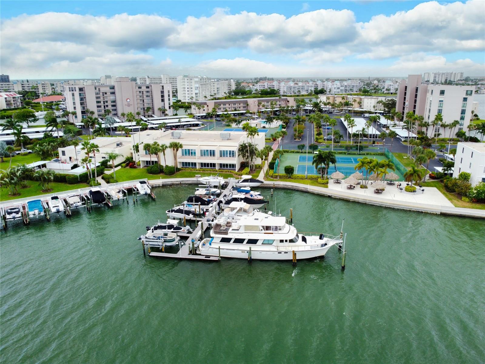 BAY ISLAND GROUP 6 - Residential