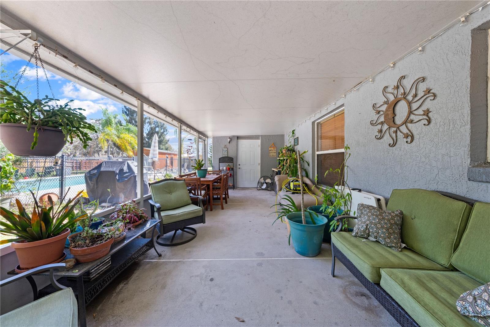 PLATTERS ADD - Residential