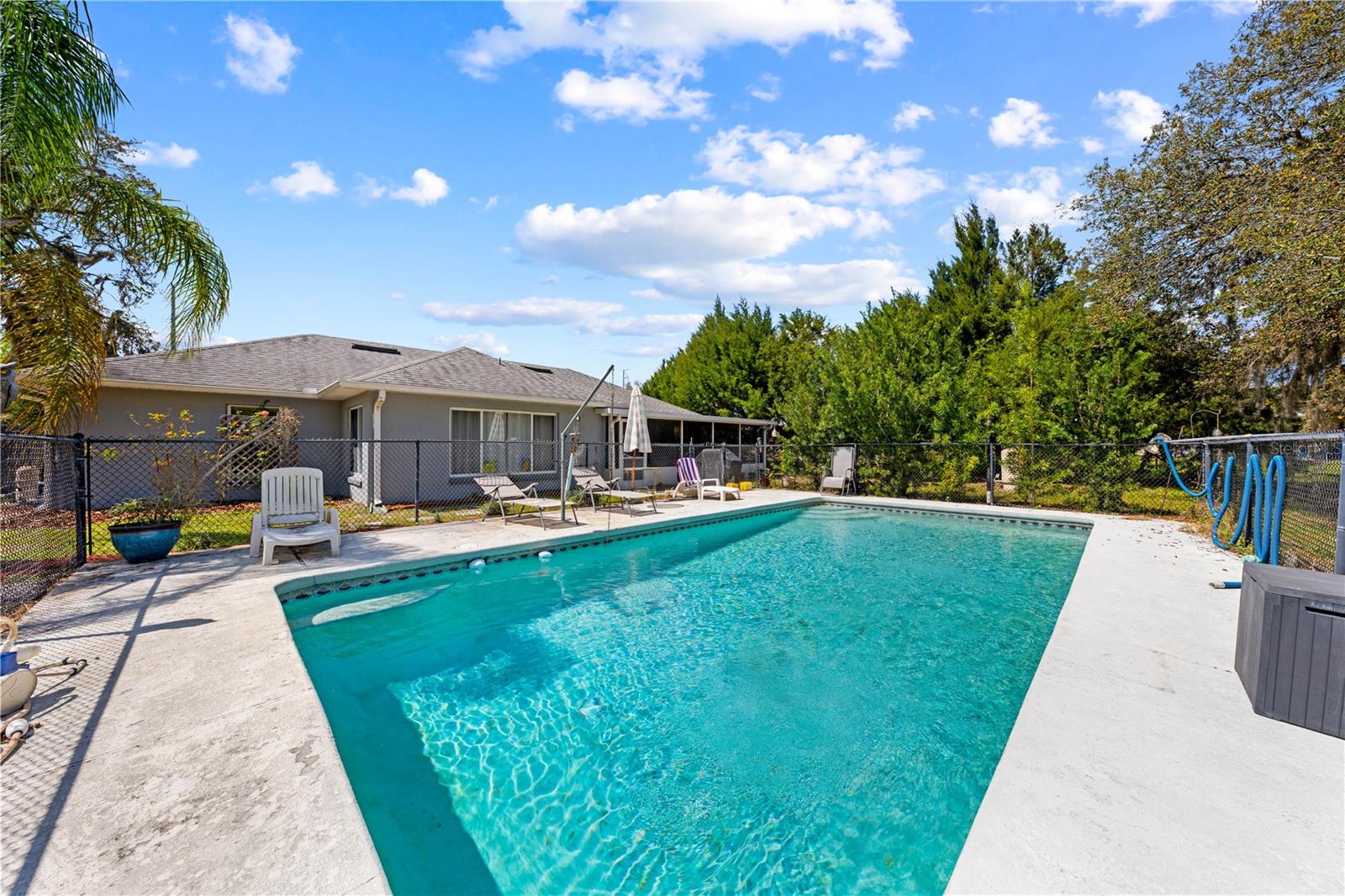 PLATTERS ADD - Residential