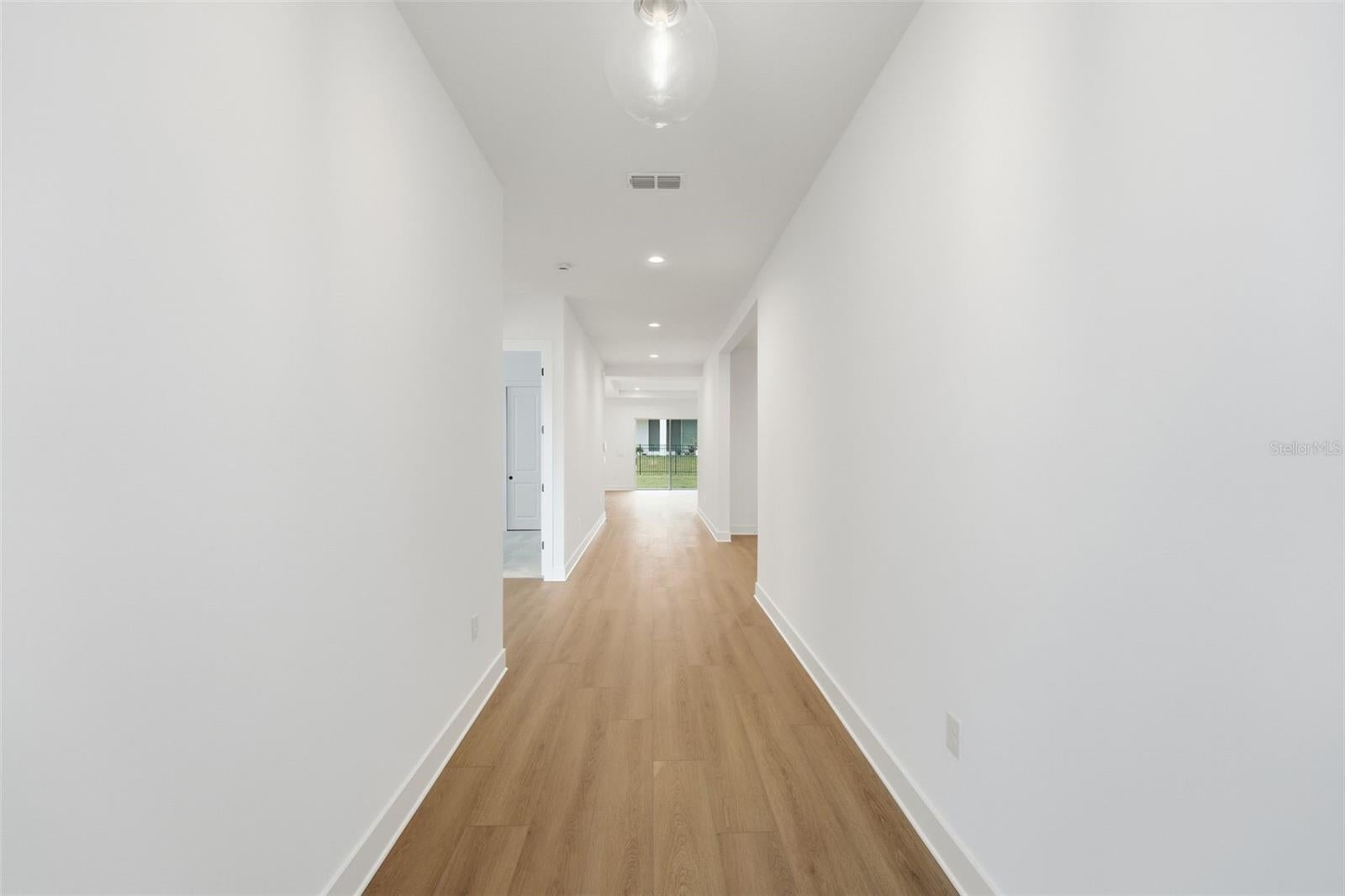 1389 PINECLIFF DRIVE