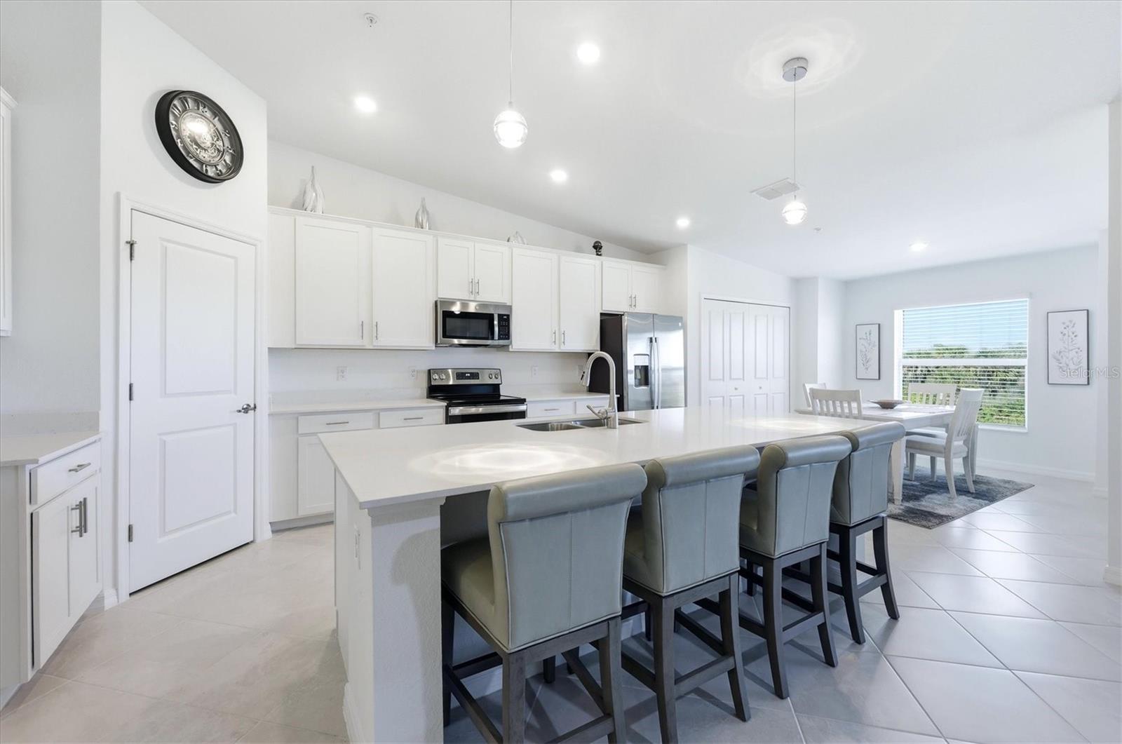 WELLEN PARK GOLF AND COUNTRY CLUB - Residential