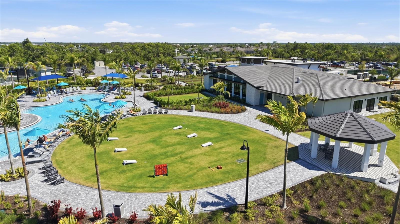 WELLEN PARK GOLF AND COUNTRY CLUB - Residential