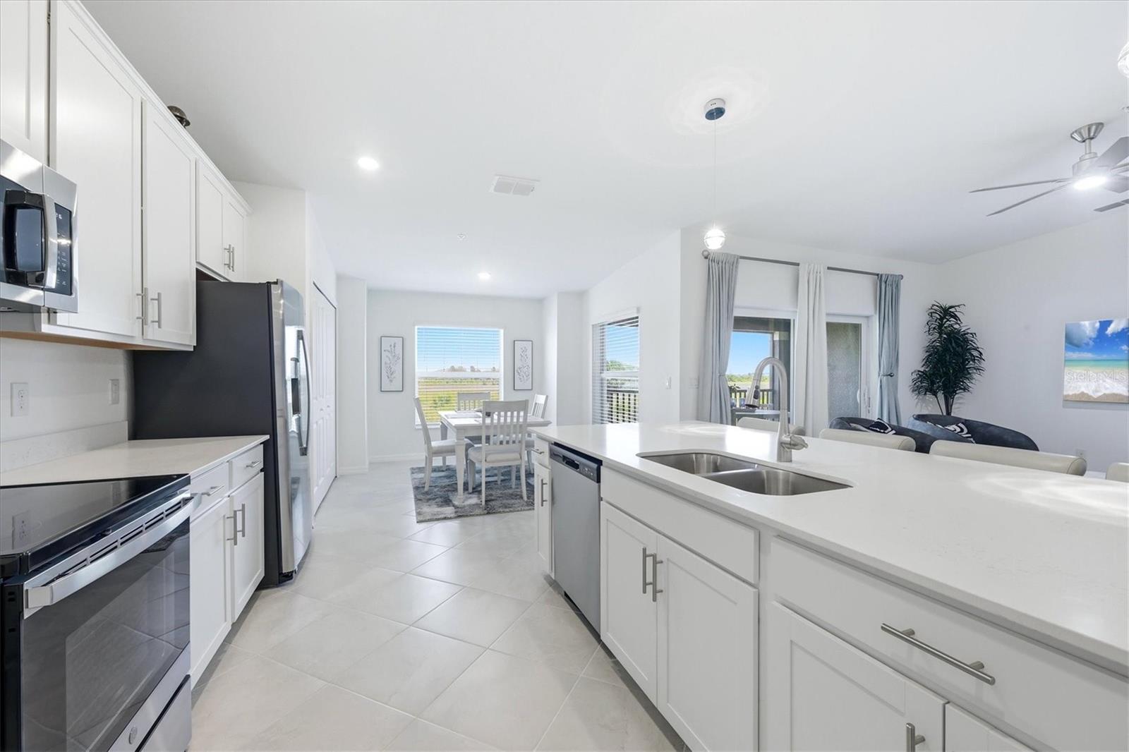 WELLEN PARK GOLF AND COUNTRY CLUB - Residential