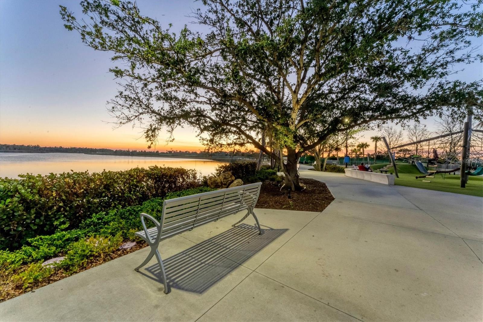 WELLEN PARK GOLF AND COUNTRY CLUB - Residential