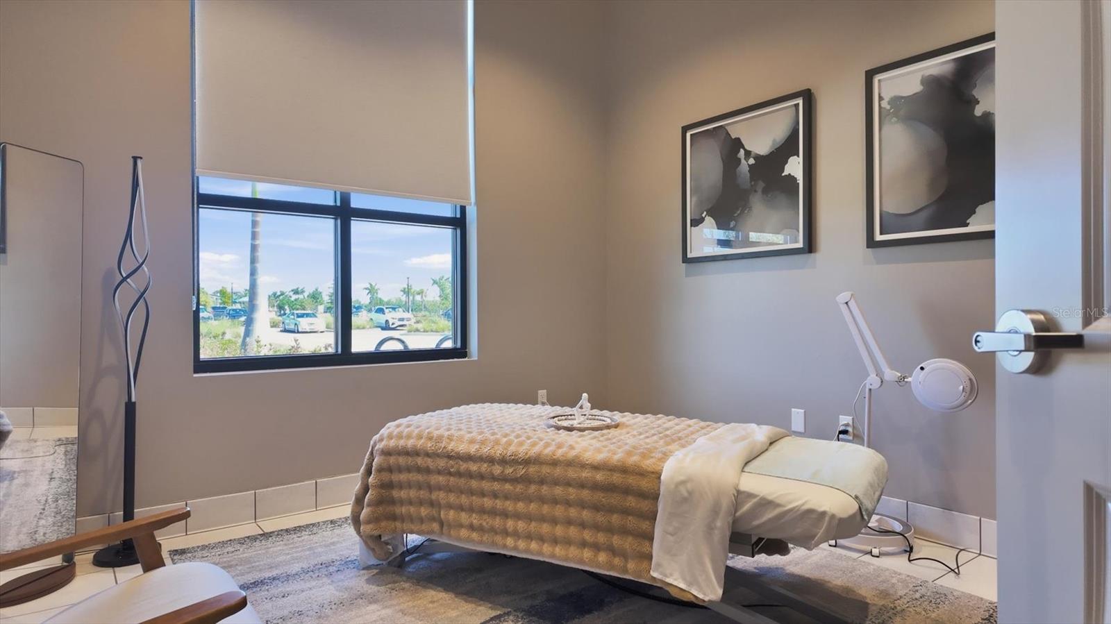 WELLEN PARK GOLF AND COUNTRY CLUB - Residential