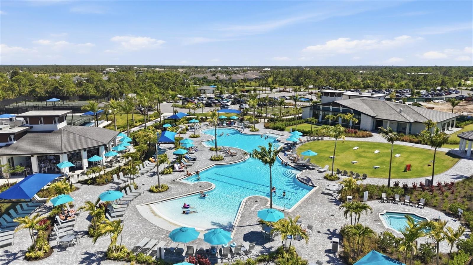 WELLEN PARK GOLF AND COUNTRY CLUB - Residential