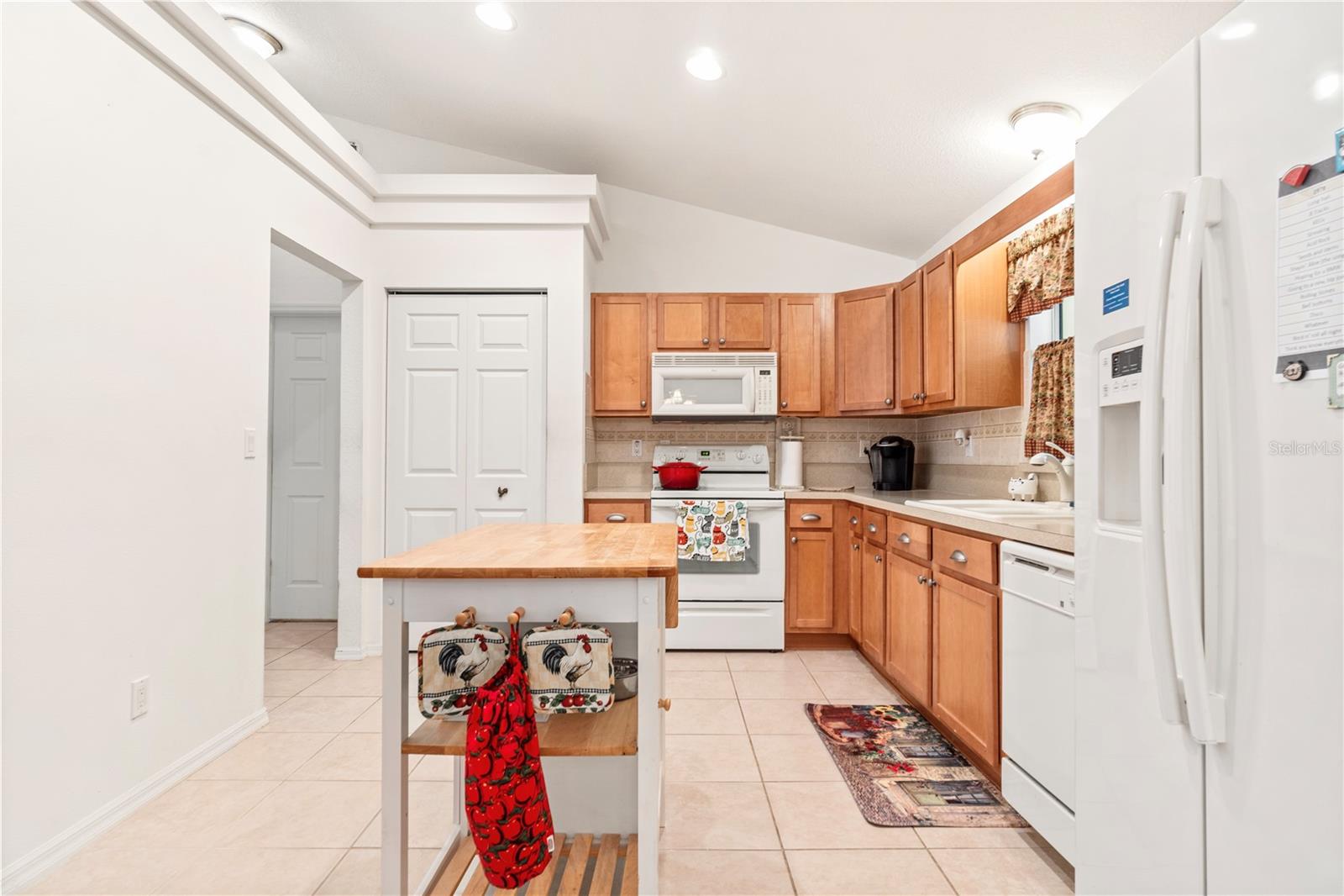 OCALA WATERWAY ESTATE - Residential