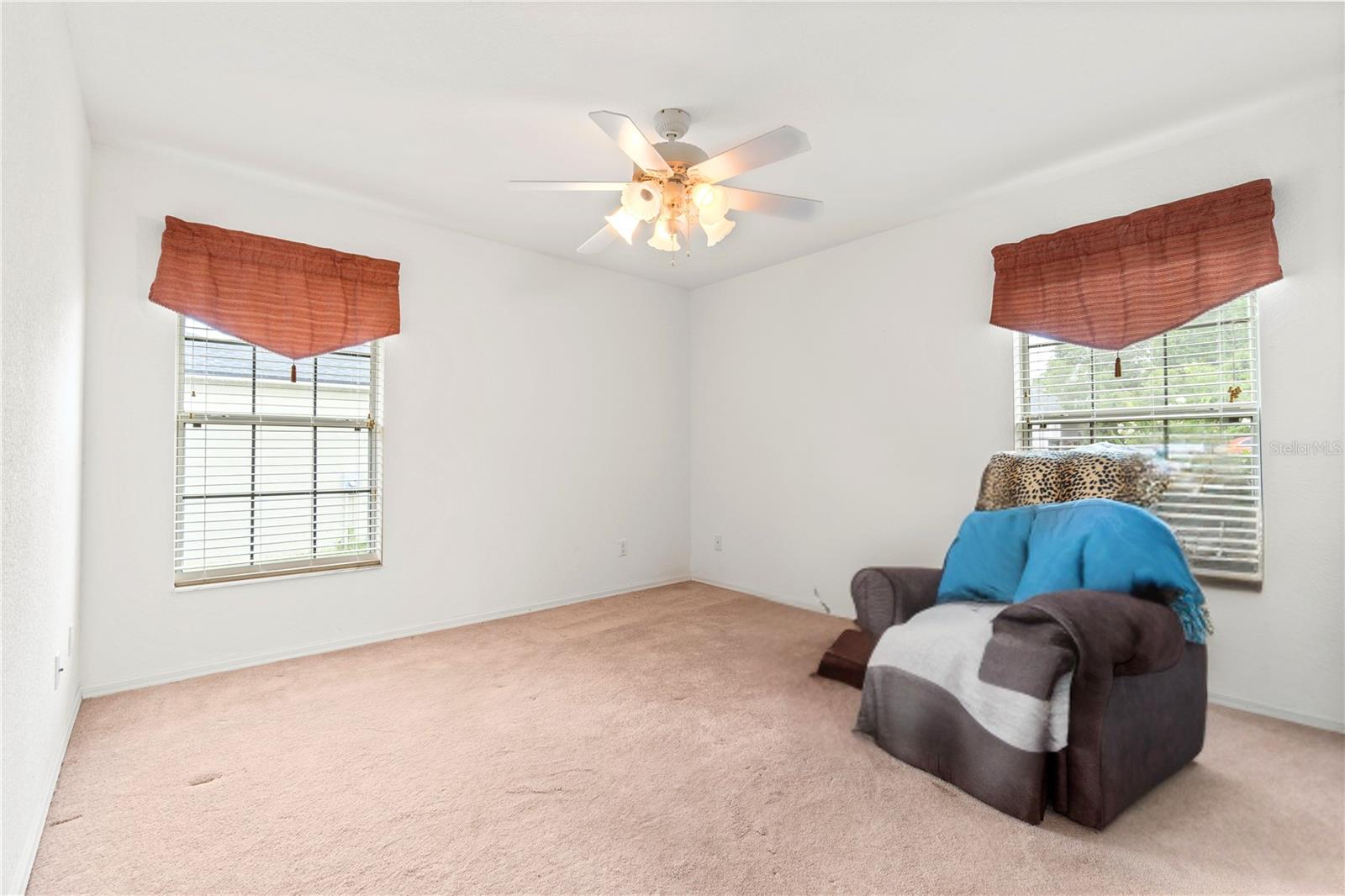 OCALA WATERWAY ESTATE - Residential