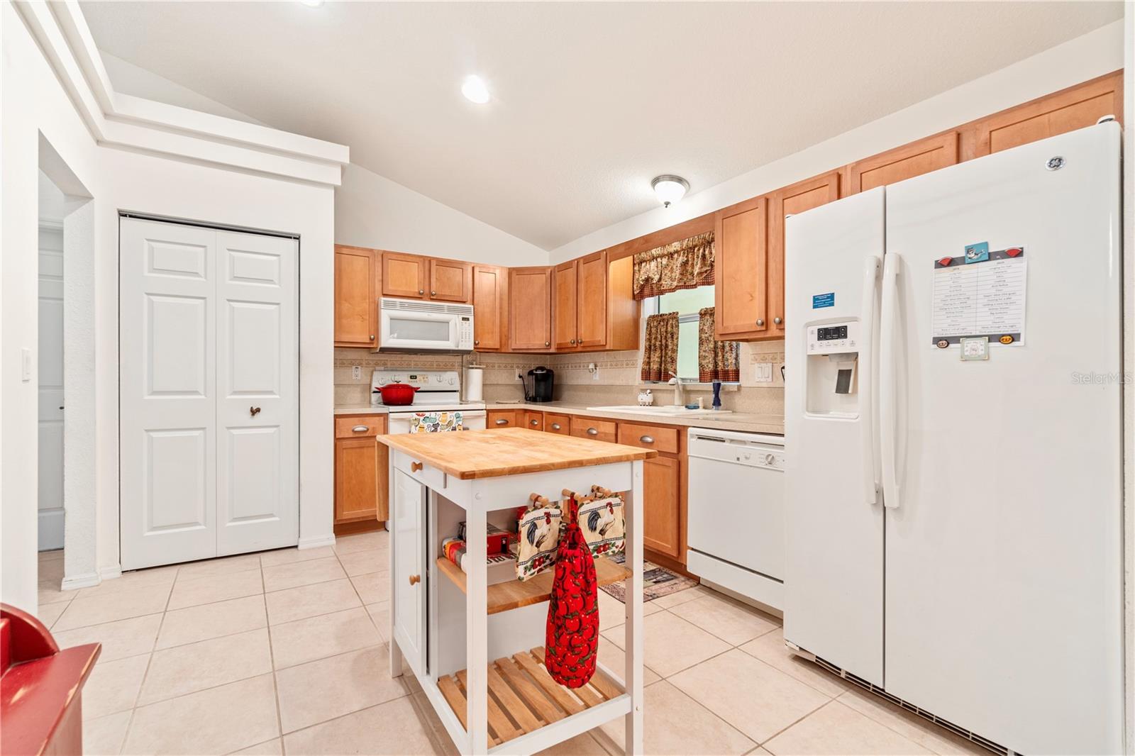 OCALA WATERWAY ESTATE - Residential