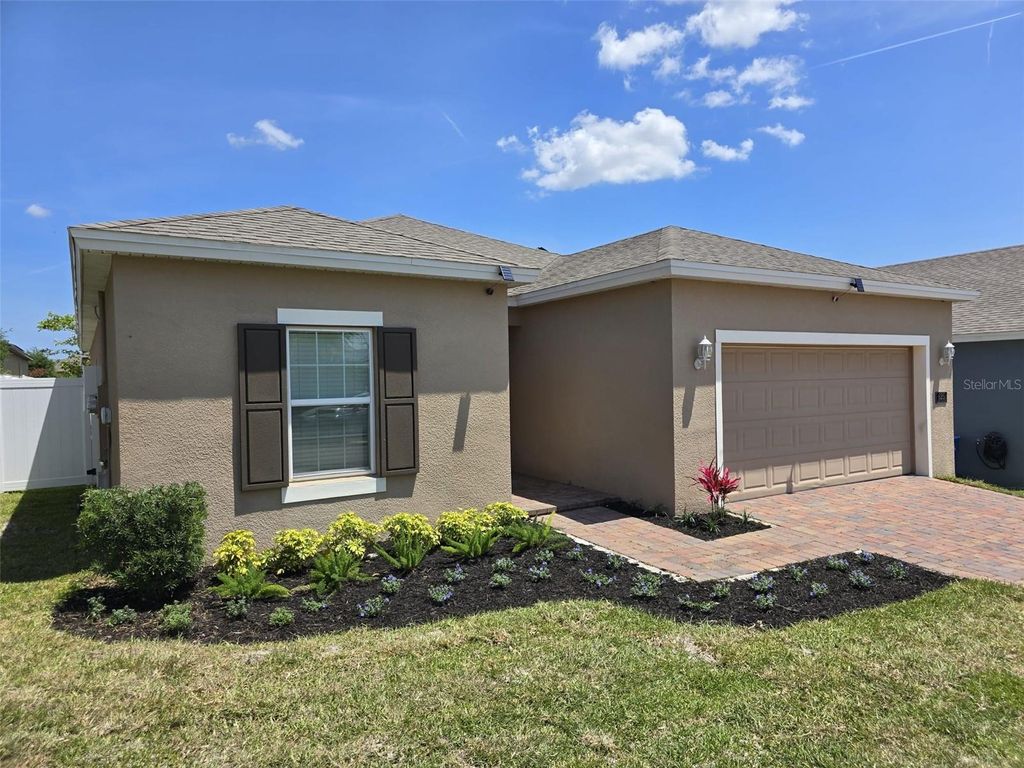Photo of 625 Disa Drive, Davenport, FL 33837 (MLS # P4936570)