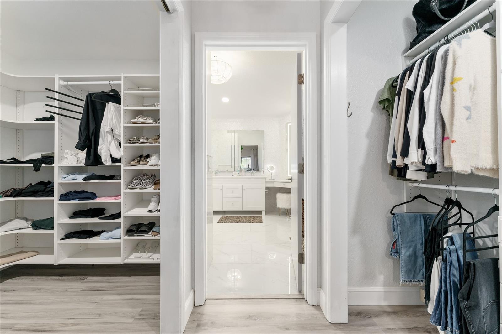 GOLDEN HILLS TURF & COUNTRY CLUB - Residential