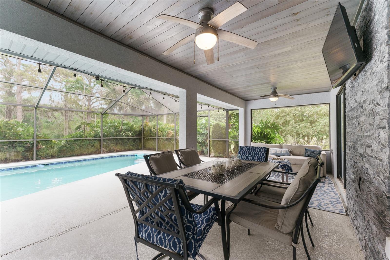 GOLDEN HILLS TURF & COUNTRY CLUB - Residential