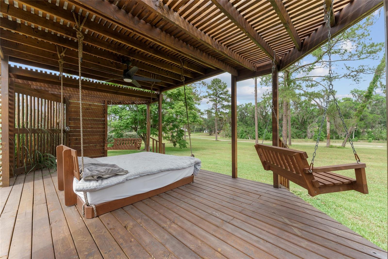 GOLDEN HILLS TURF & COUNTRY CLUB - Residential