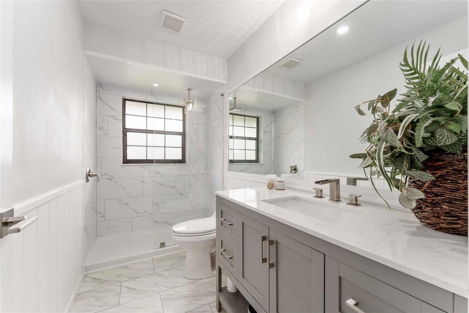 GOLDEN HILLS TURF & COUNTRY CLUB - Residential