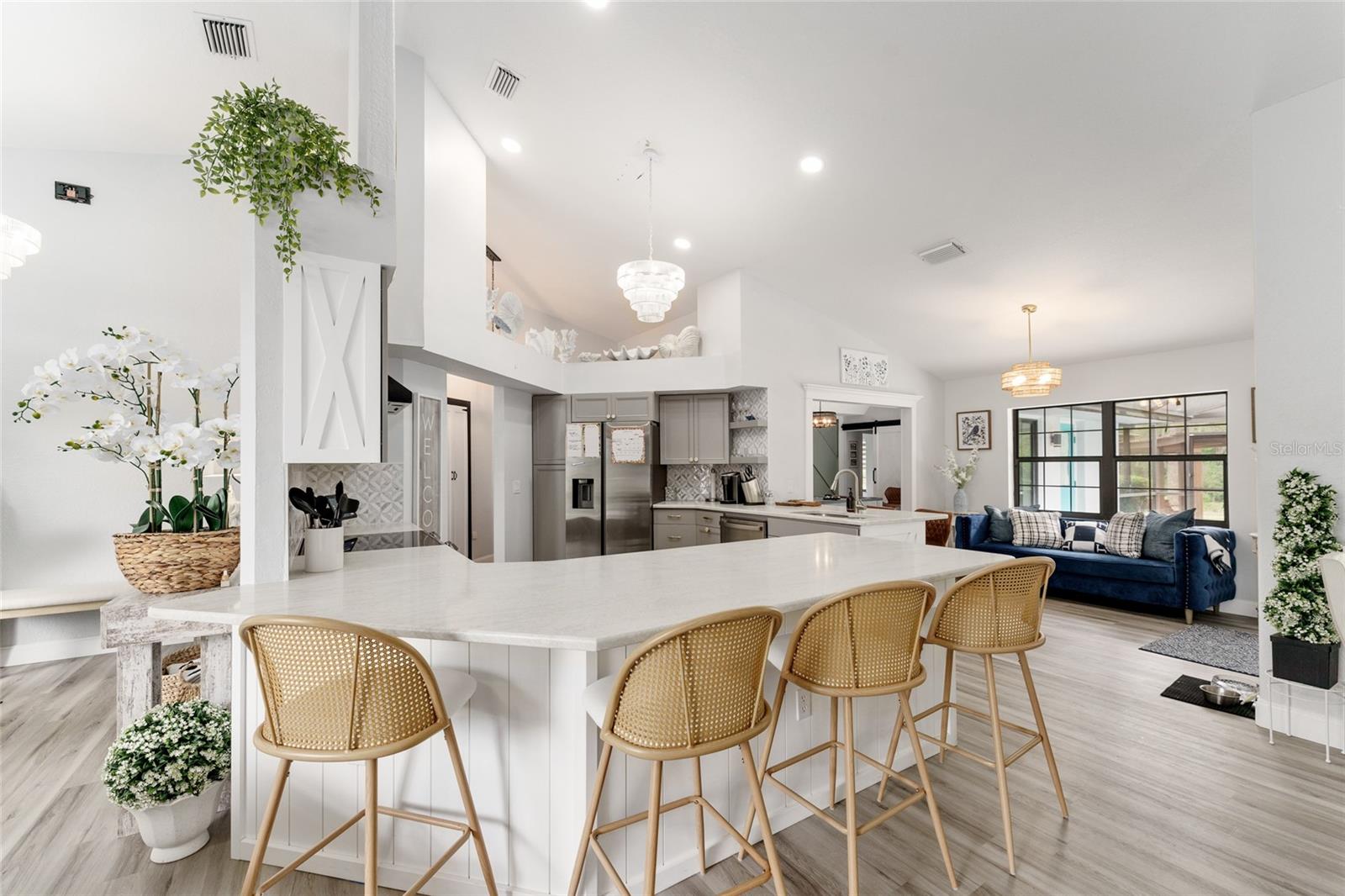 GOLDEN HILLS TURF & COUNTRY CLUB - Residential