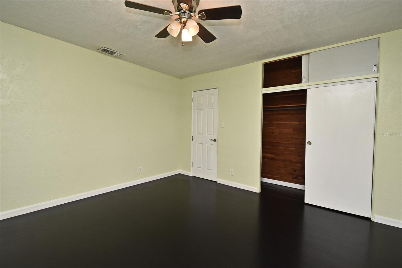 BAYWOOD - Residential