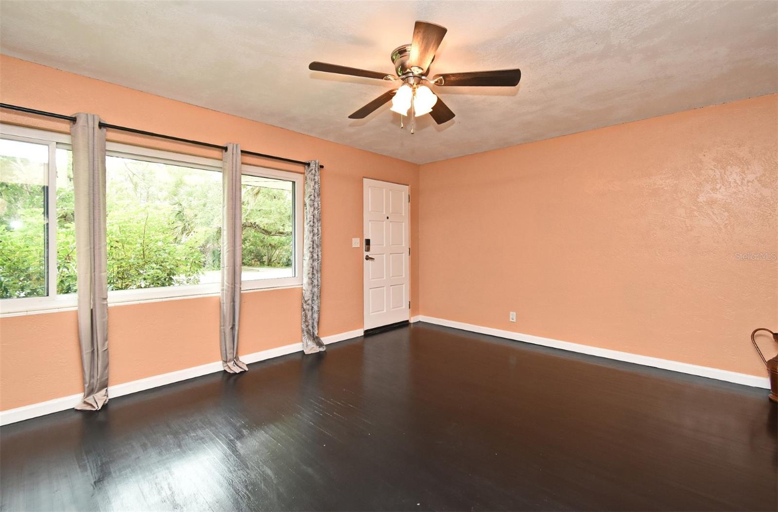 BAYWOOD - Residential