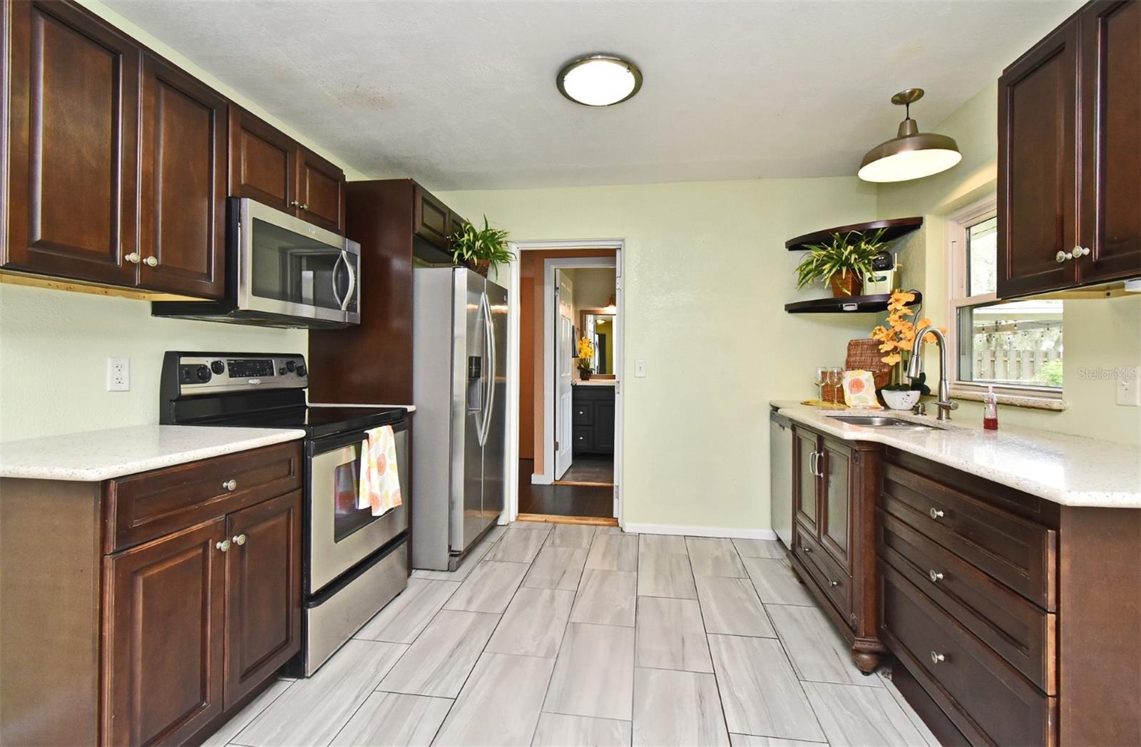 BAYWOOD - Residential