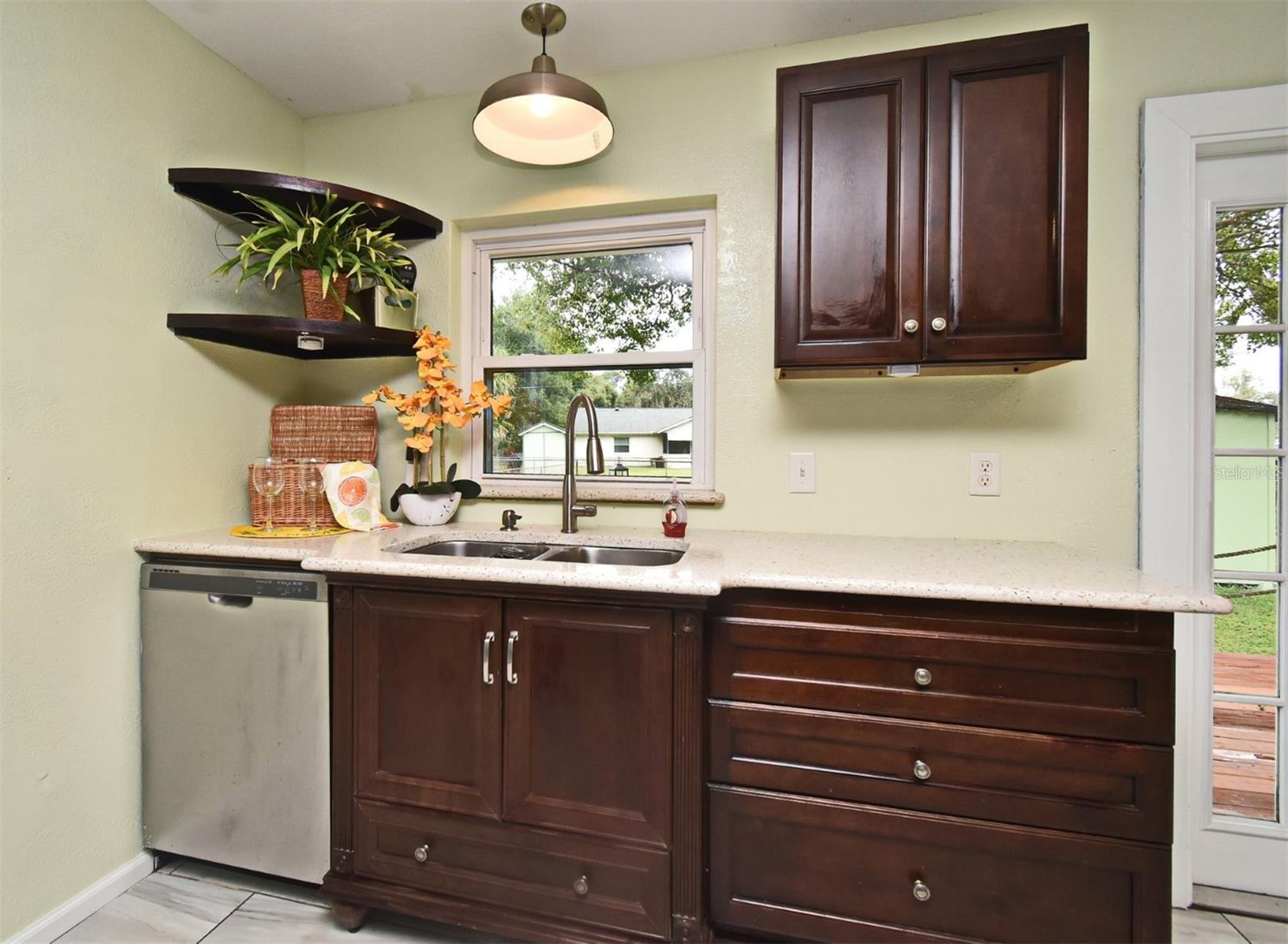 BAYWOOD - Residential