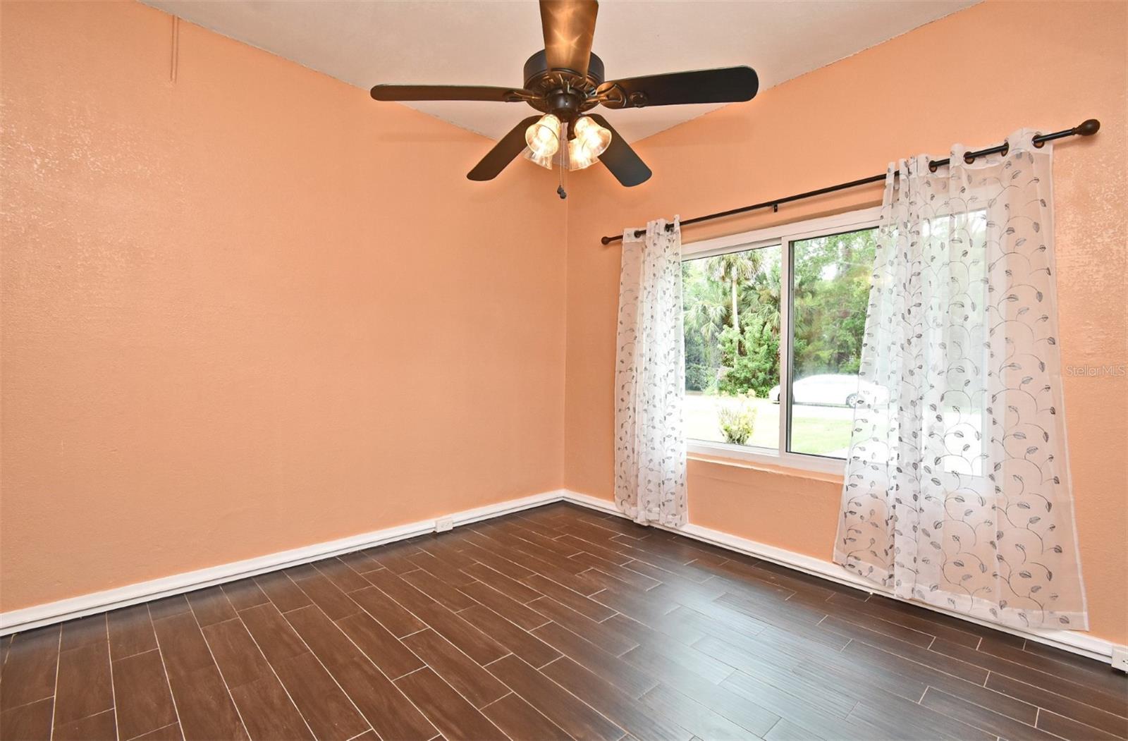 BAYWOOD - Residential