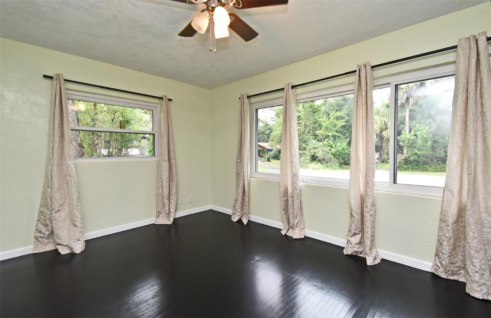 BAYWOOD - Residential