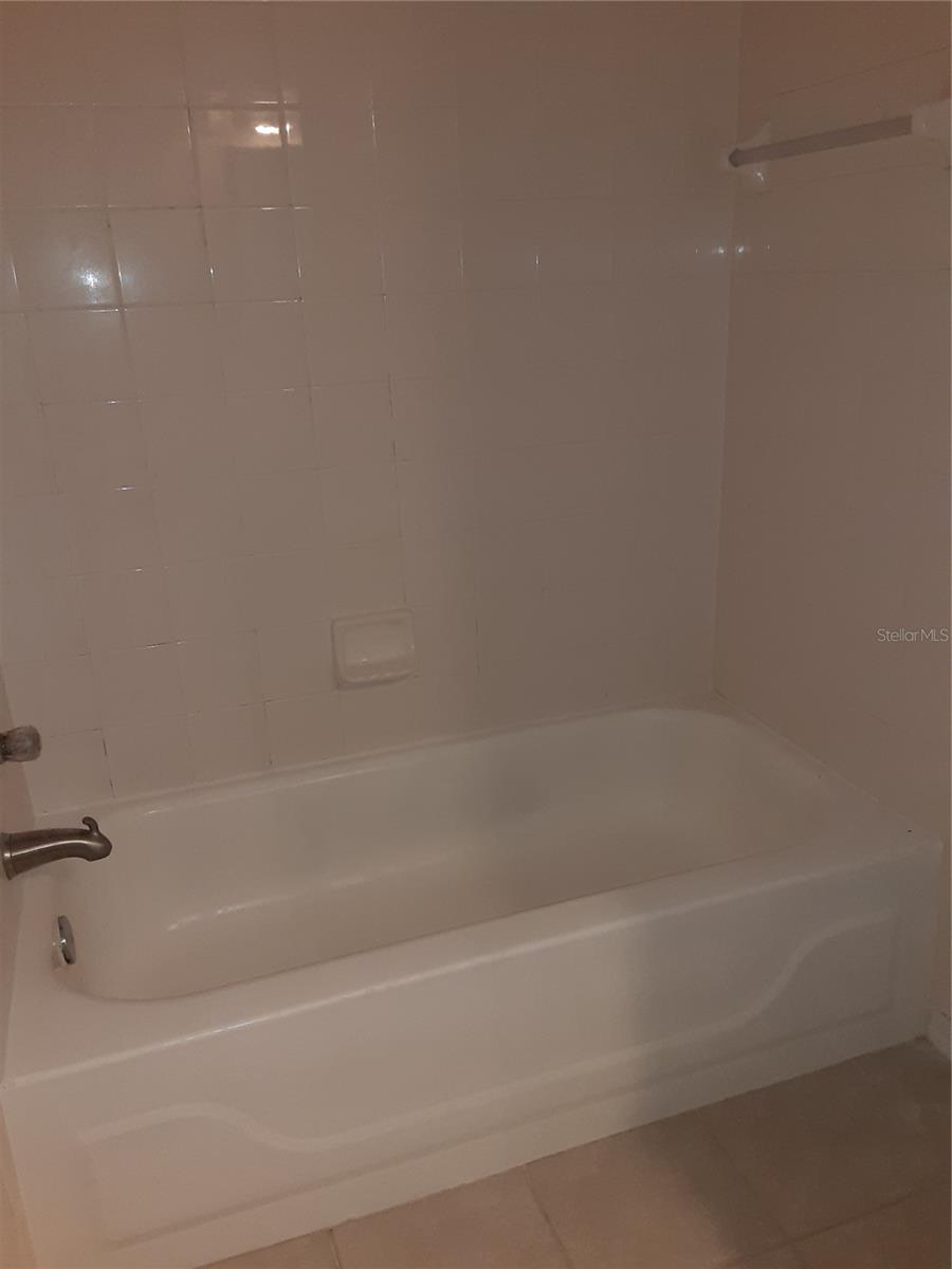 BELLA VILLINO III - Residential Lease