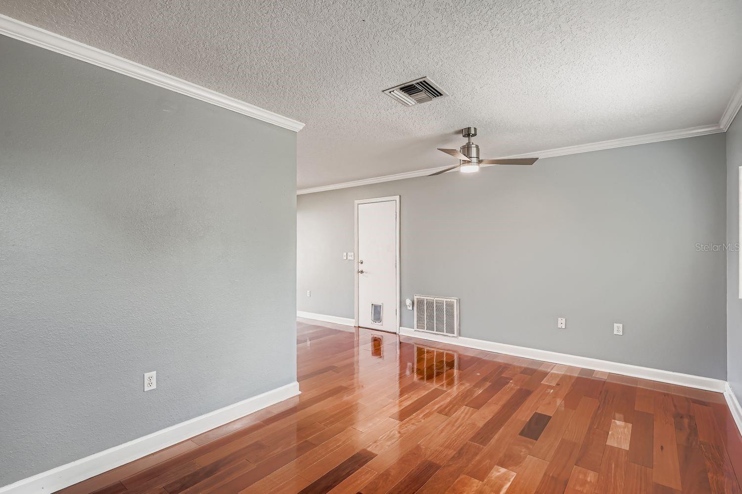 BEACON RUN - - Residential