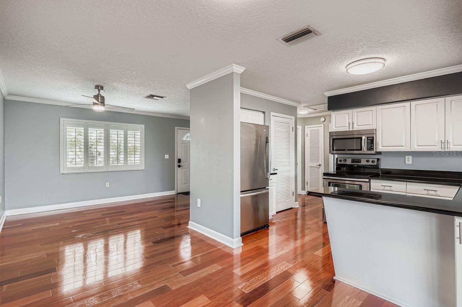 BEACON RUN - - Residential