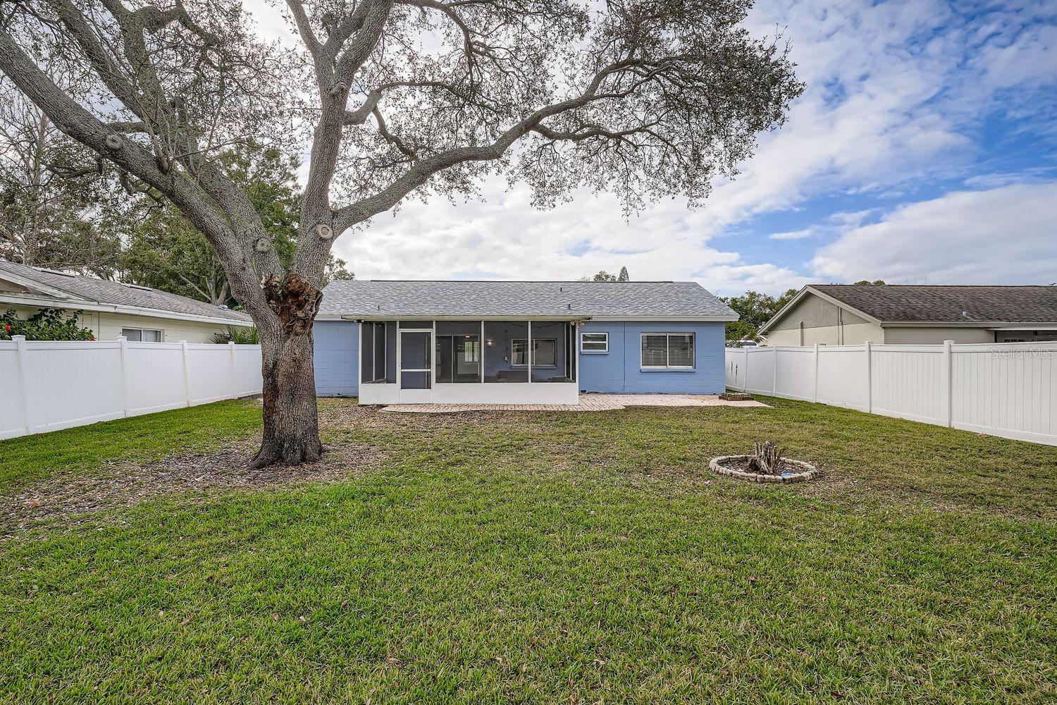 BEACON RUN - - Residential