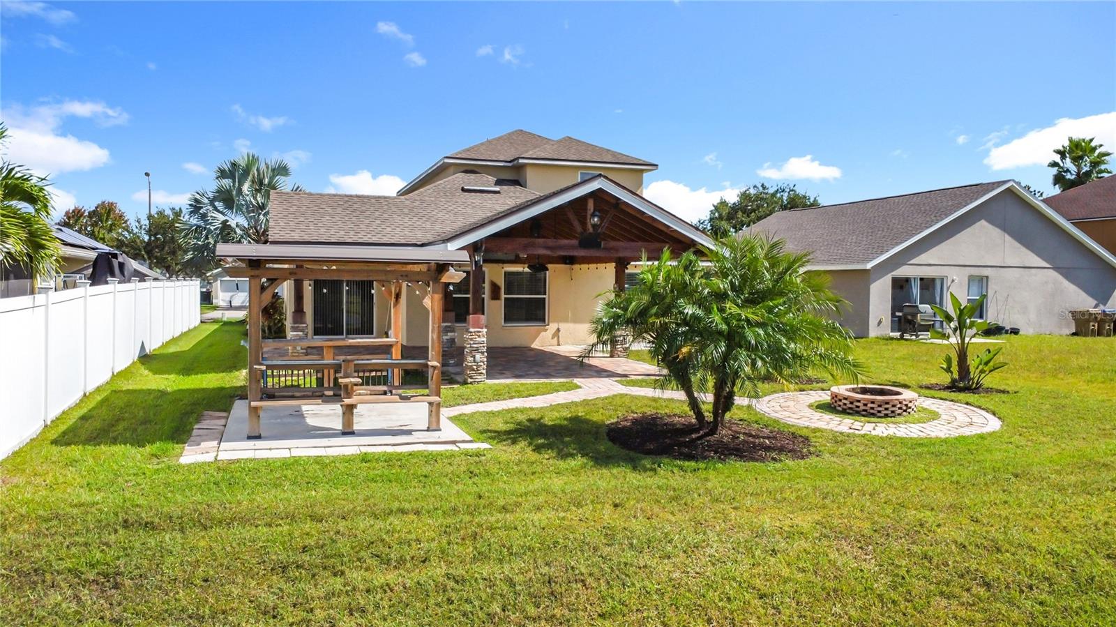 TURNBERRY RESERVE UNIT 1 - Residential Lease