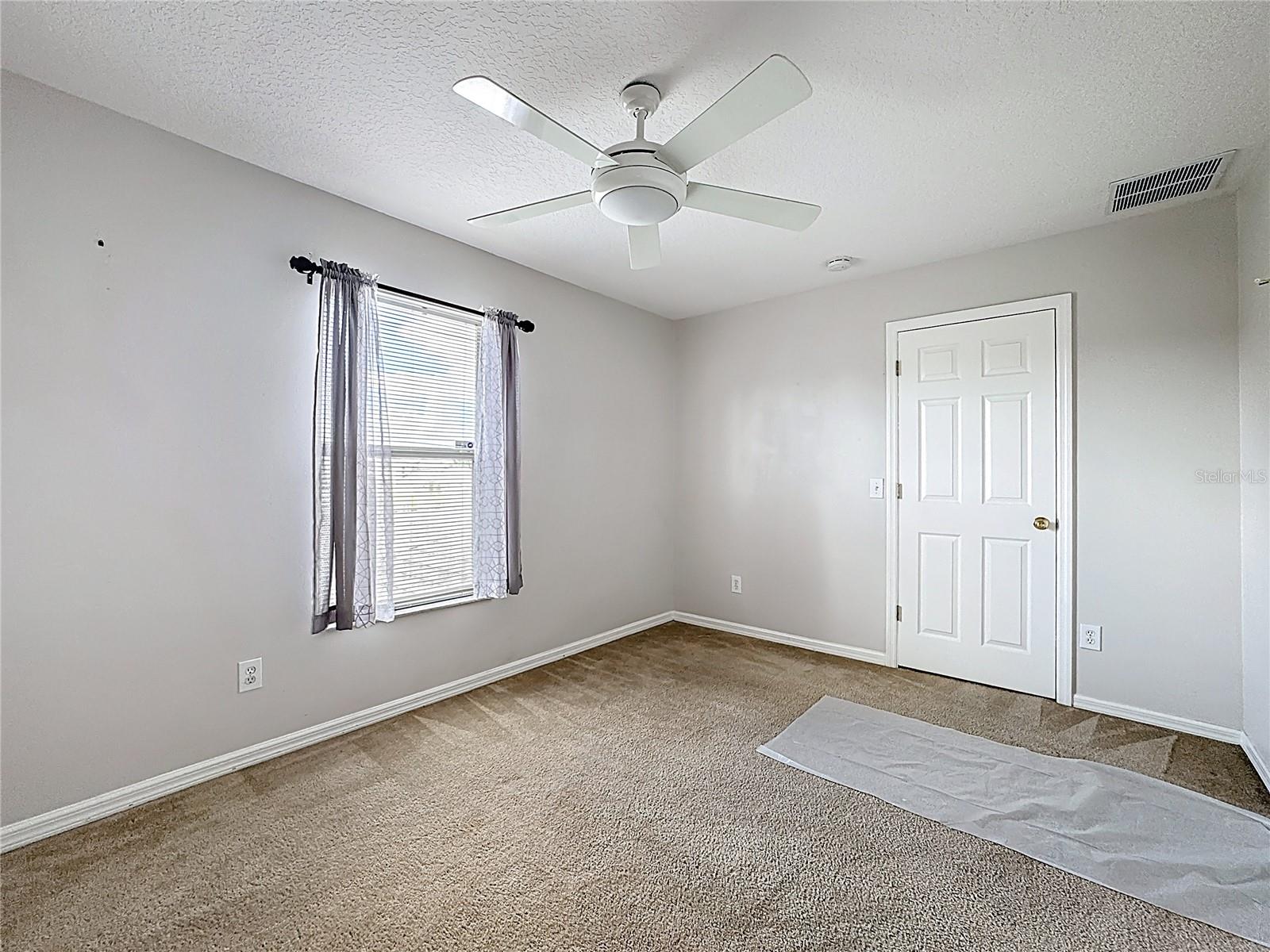 TURNBERRY RESERVE UNIT 1 - Residential Lease