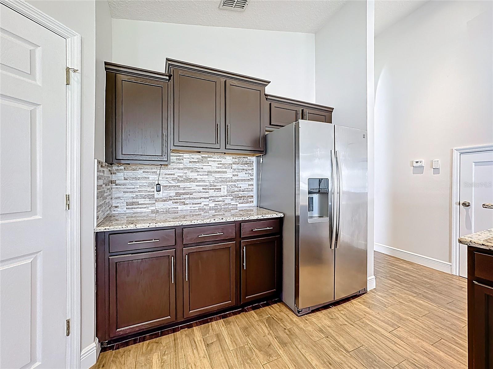 TURNBERRY RESERVE UNIT 1 - Residential Lease