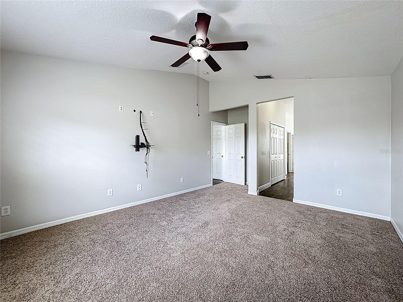 TURNBERRY RESERVE UNIT 1 - Residential Lease