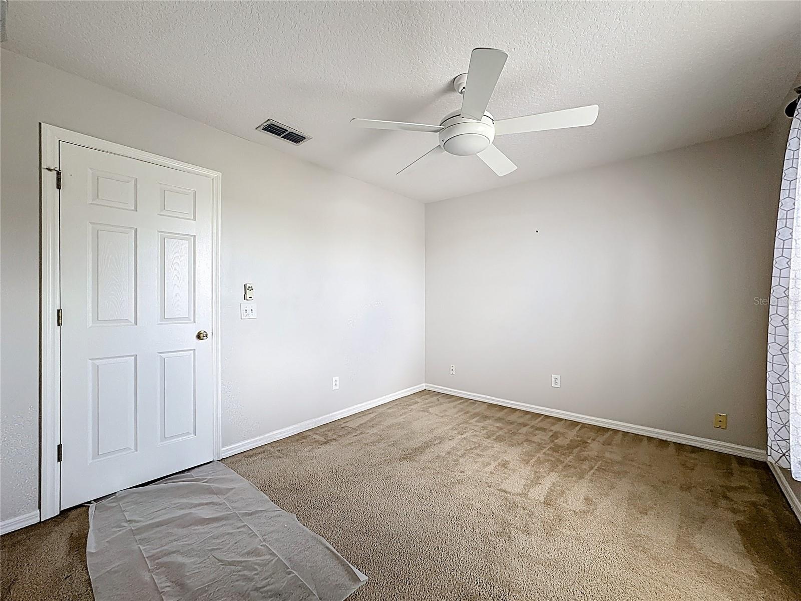TURNBERRY RESERVE UNIT 1 - Residential Lease