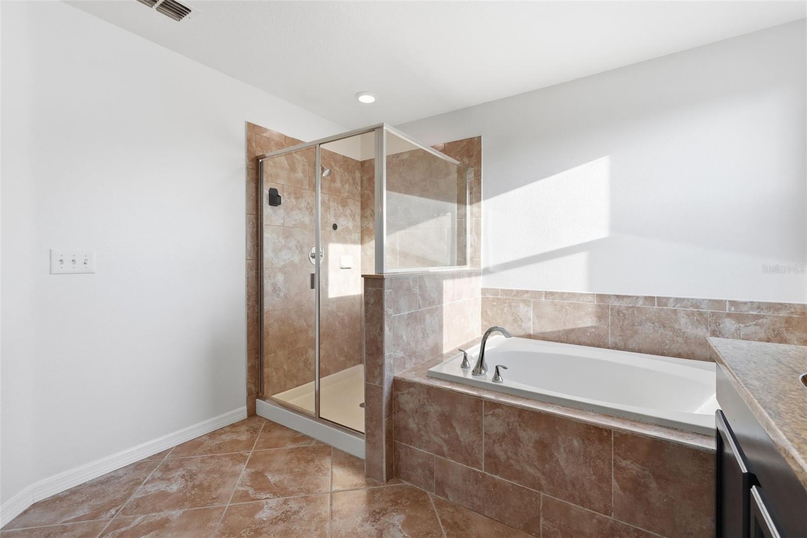 LAKESIDE PH 1A 2A & 05 - Residential