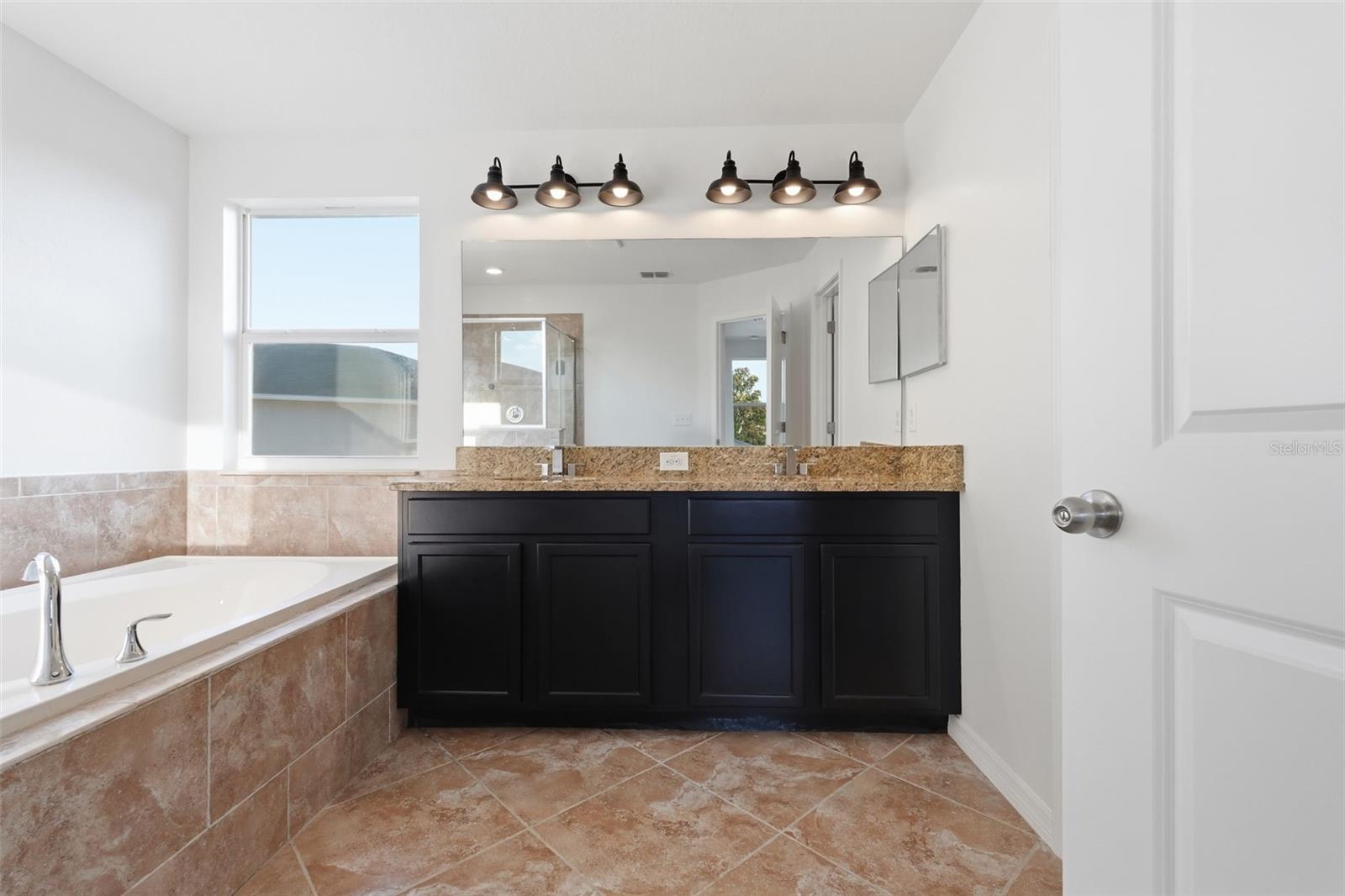 LAKESIDE PH 1A 2A & 05 - Residential