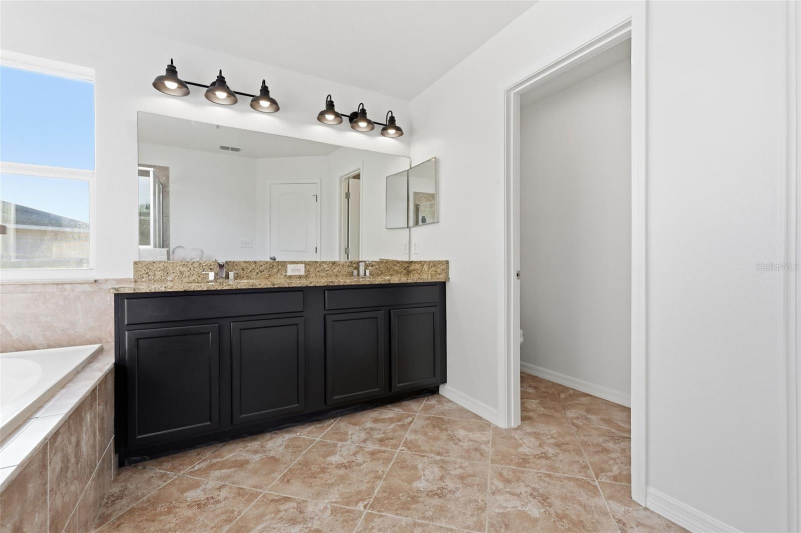 LAKESIDE PH 1A 2A & 05 - Residential