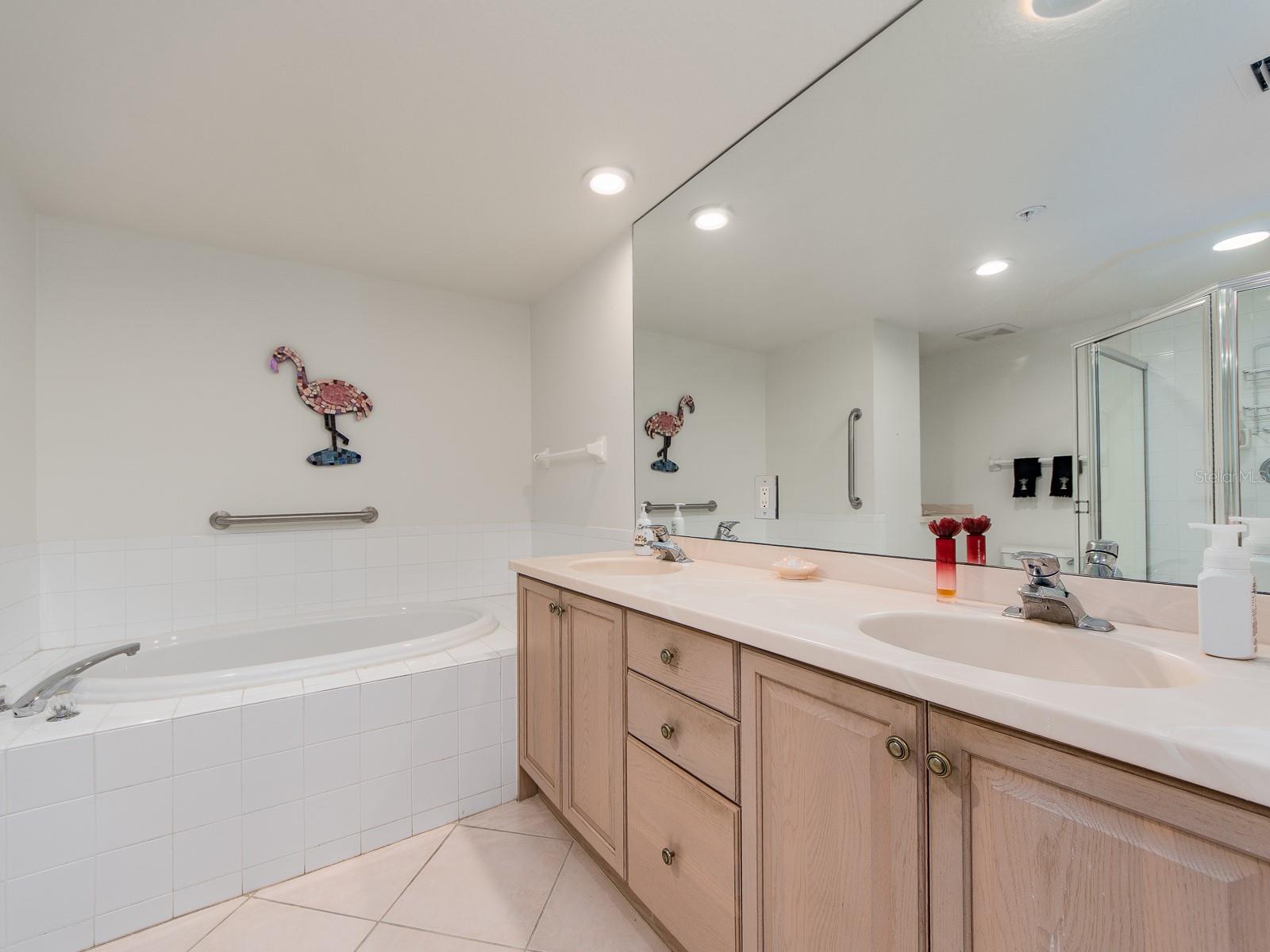 GRANDE ON SAND KEY CONDO - Residential