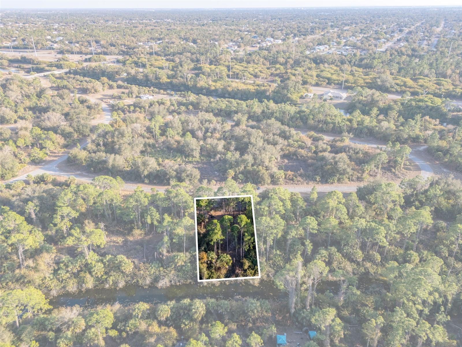 PORT CHARLOTTE SUB 44 - Land