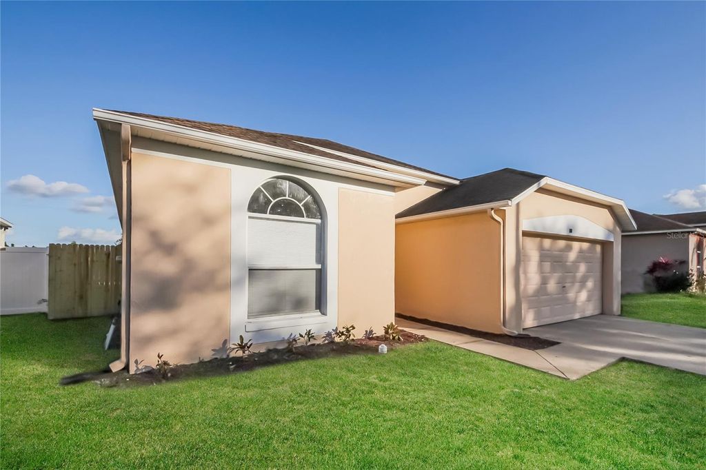 Photo of 188 White Marsh Circle, Orlando, FL 32824 (MLS # O6351170)
