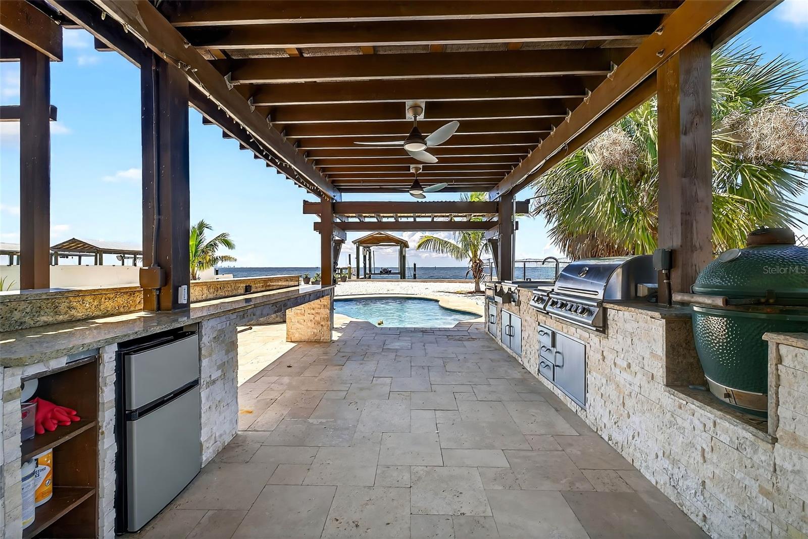 SHELL POINT SUB - Residential Lease