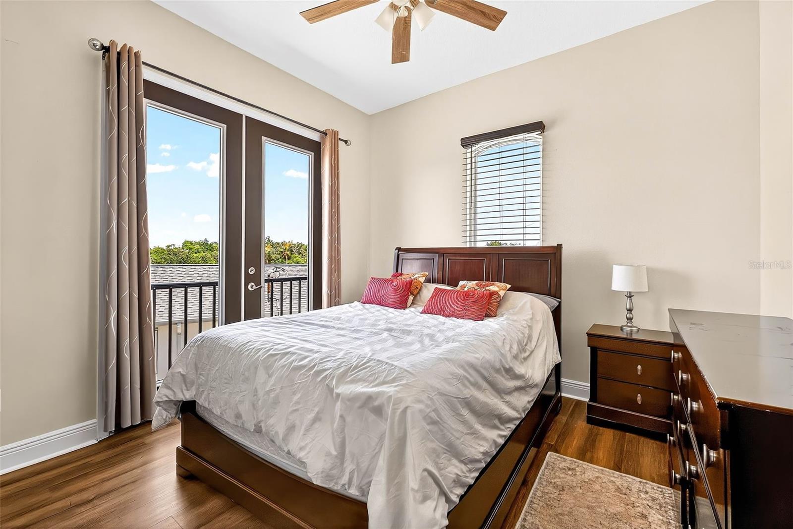 SHELL POINT SUB - Residential Lease