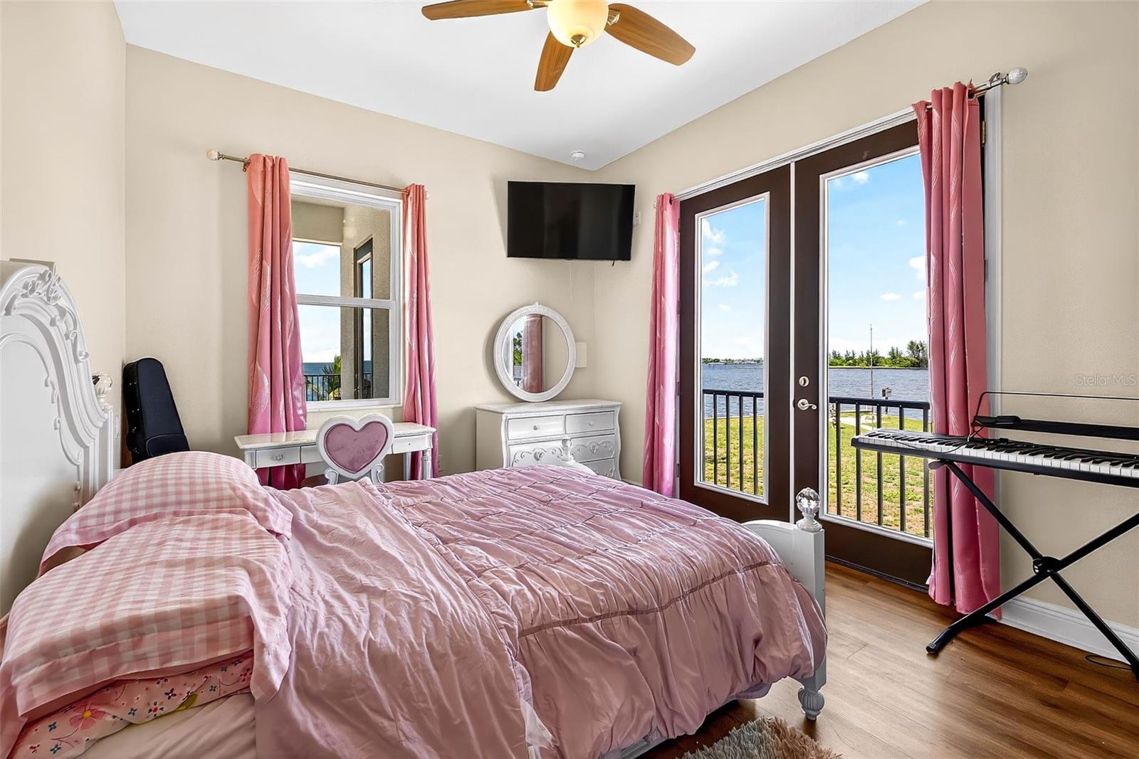 SHELL POINT SUB - Residential Lease