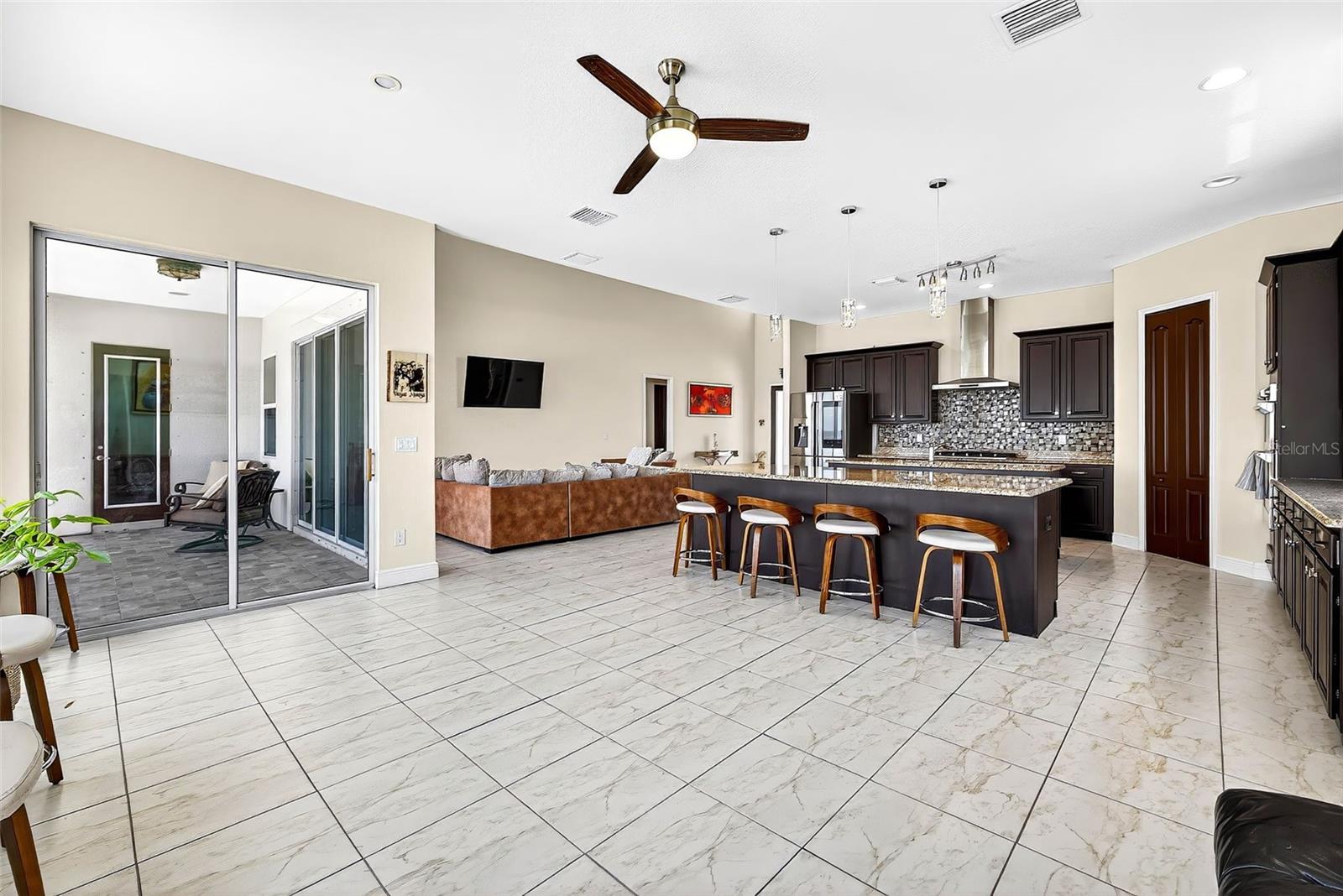 SHELL POINT SUB - Residential Lease