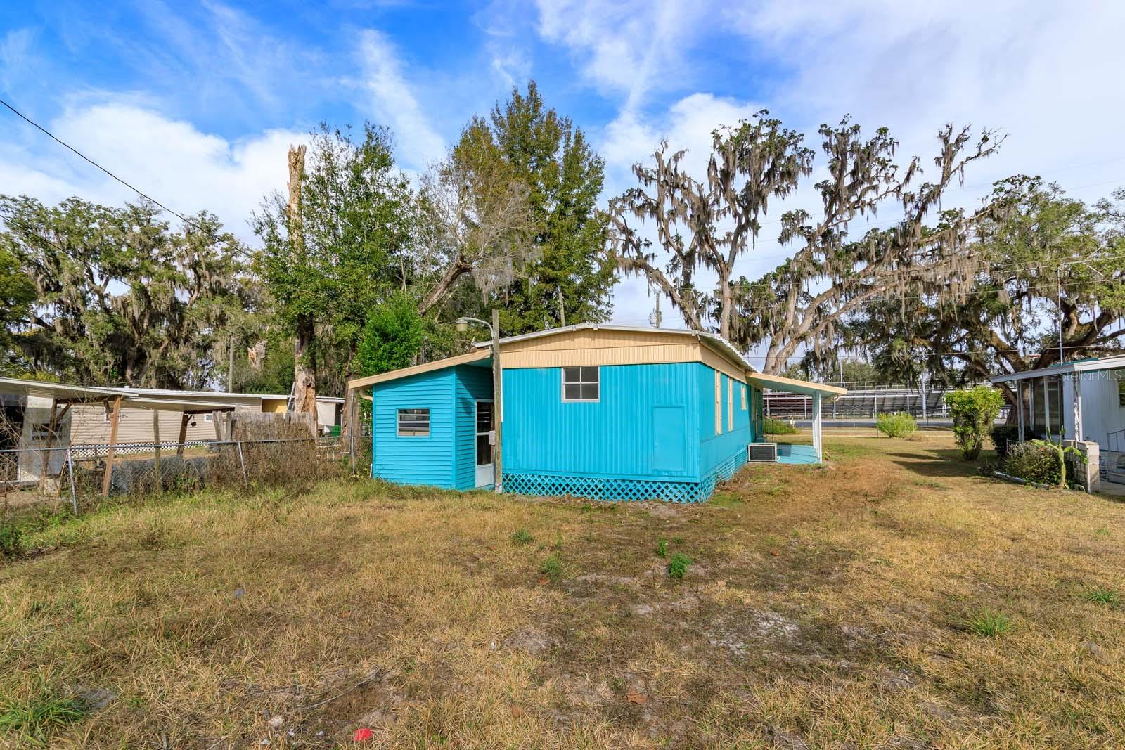 SUMTER GDNS&BUSHNELL PARK 02 - Residential